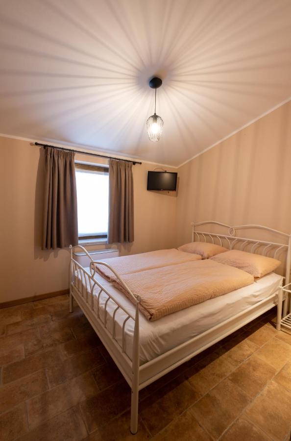 Farm Stay Malovscevo Vitovlje Bagian luar foto